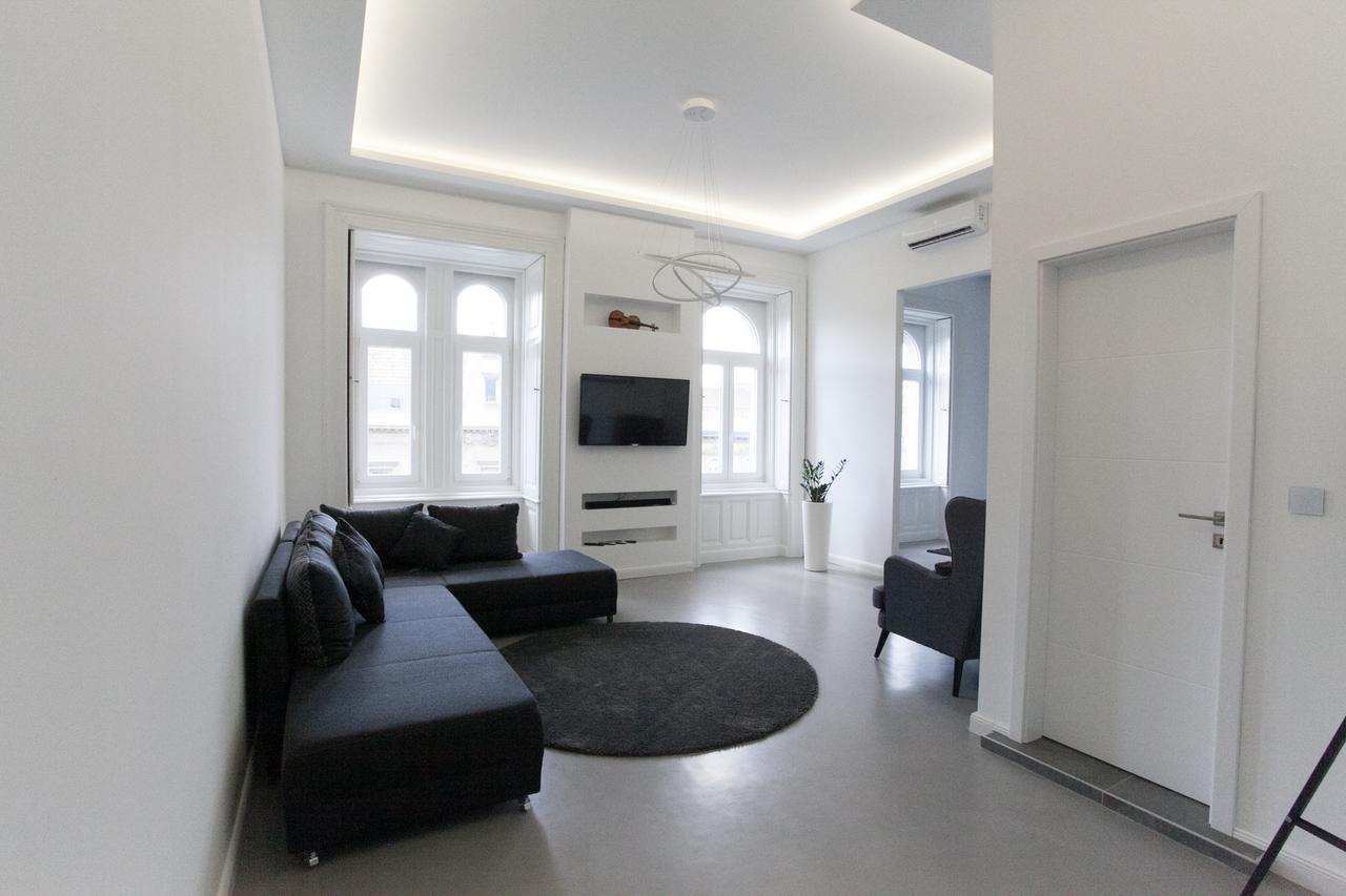 Grand Loft Design Apartment Budapest Bagian luar foto