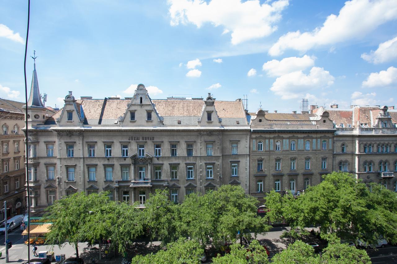 Grand Loft Design Apartment Budapest Bagian luar foto