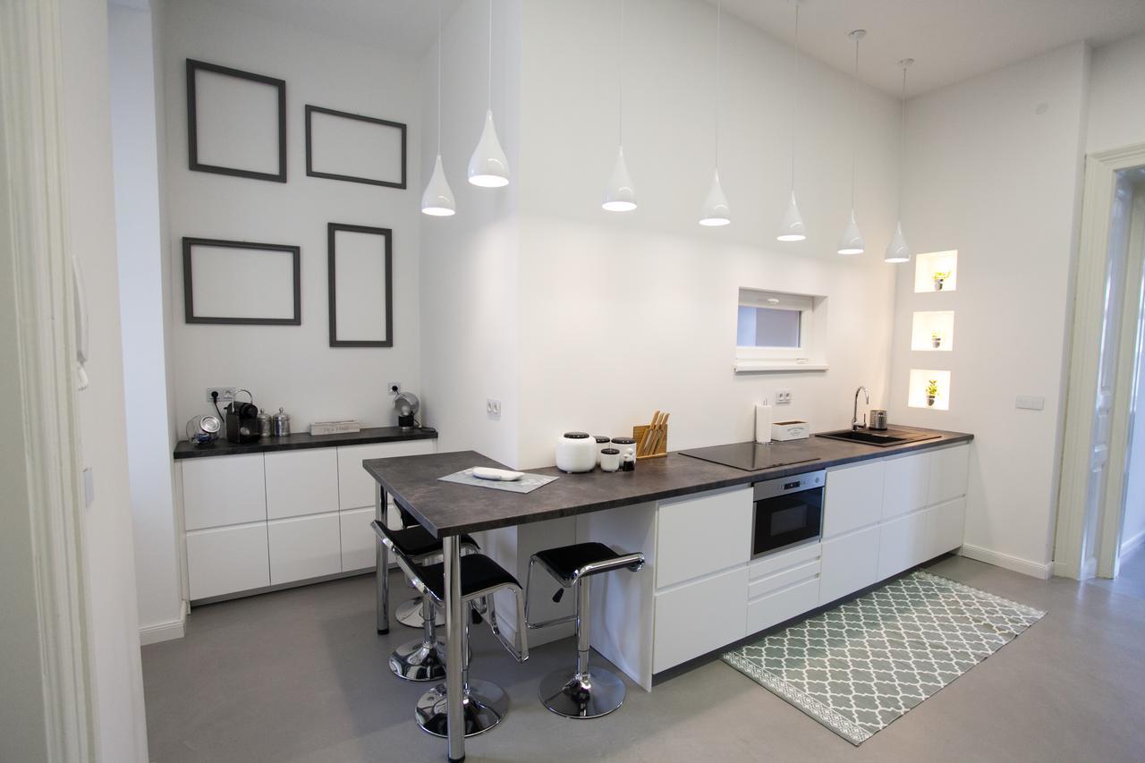 Grand Loft Design Apartment Budapest Bagian luar foto